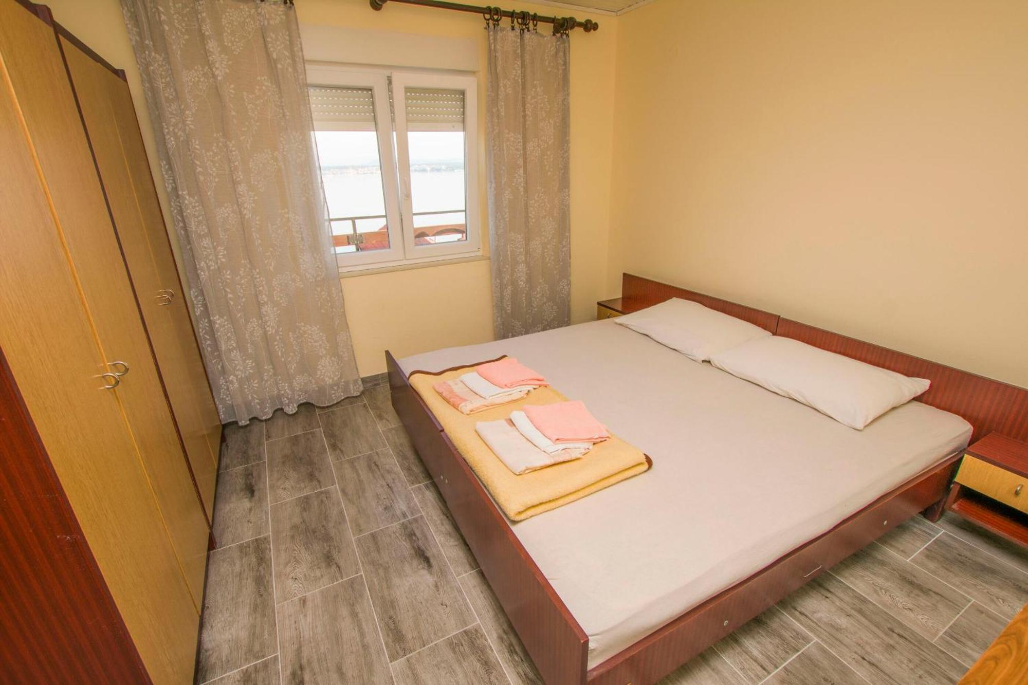 Apartment Marin Ткон Экстерьер фото
